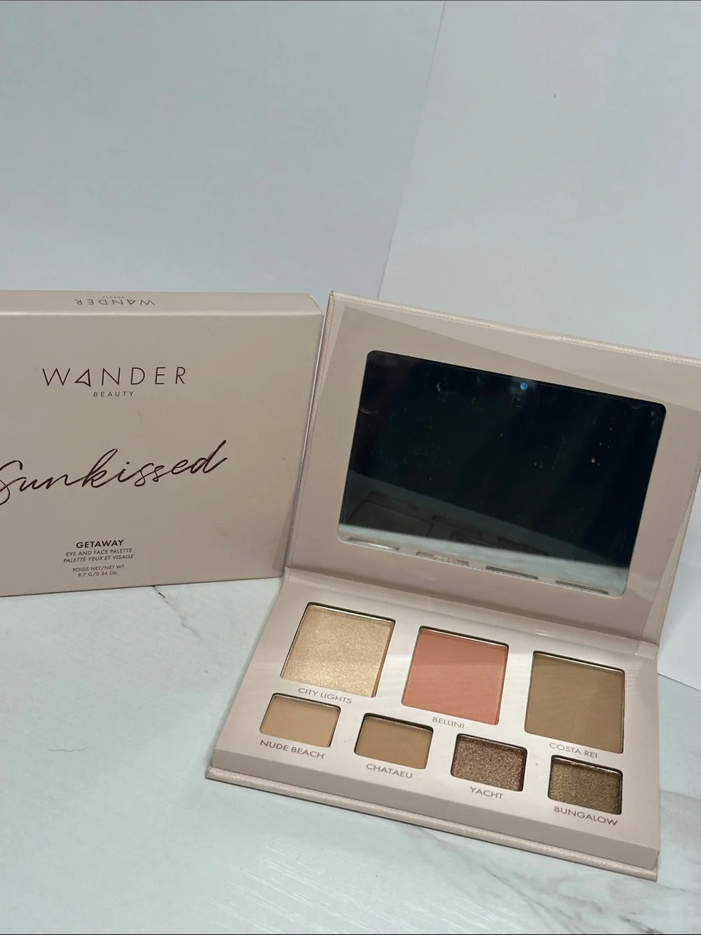 Wander Beauty Sunkissed Getaway Palette in Peach, Gold & Brown